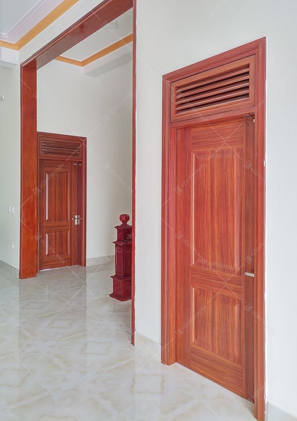 mau cua ra vao phong khach